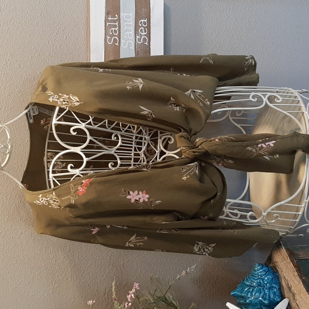 Billabong Tye Front Crop Top Size Small - Picture 3 of 11